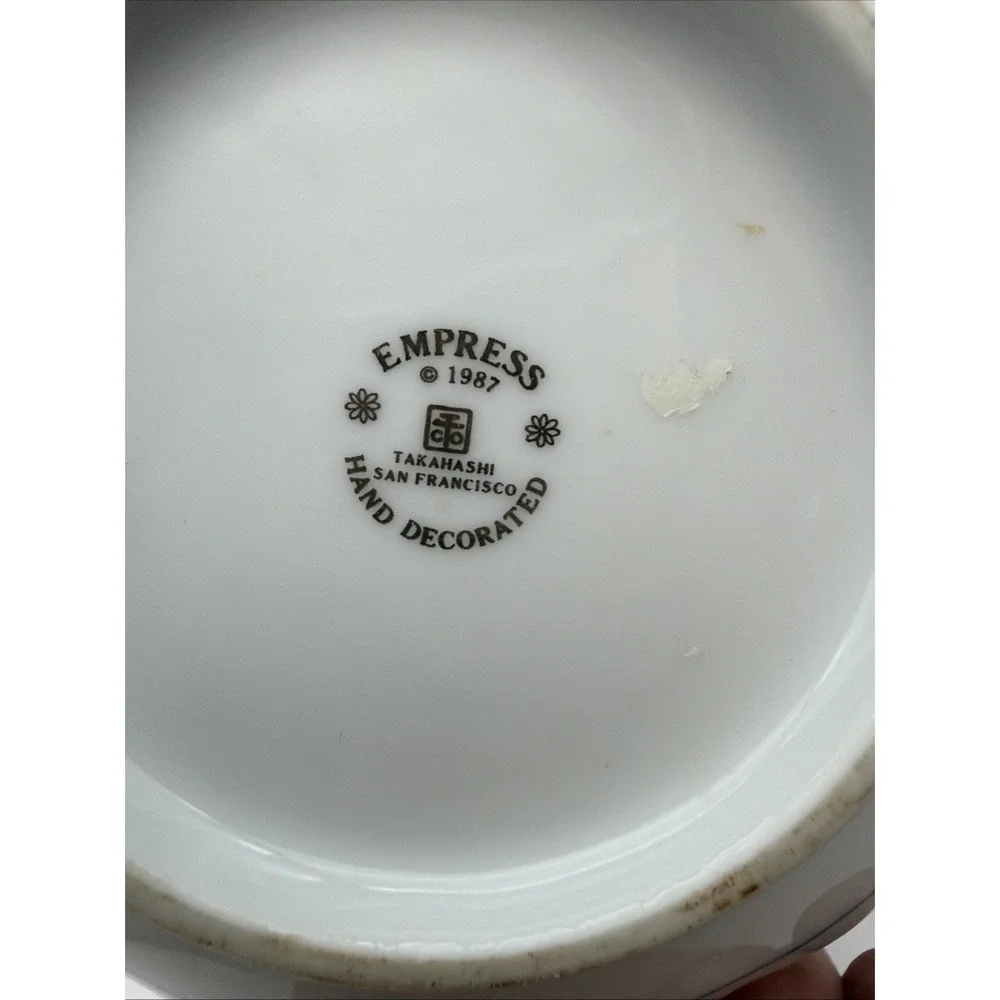 antique Japanese Imari-style Arita porcelain bowl